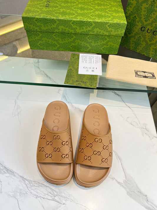 PLATFORM SANDALS IN CINNAMON BROWN MONOGRAM IMPORTED TPU
