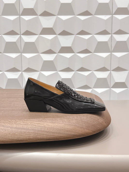 BOTTEGA VENETA 26S VENTURA LOAFERS 40 MM IN BLACK INTRECCIATO CALFSKIN