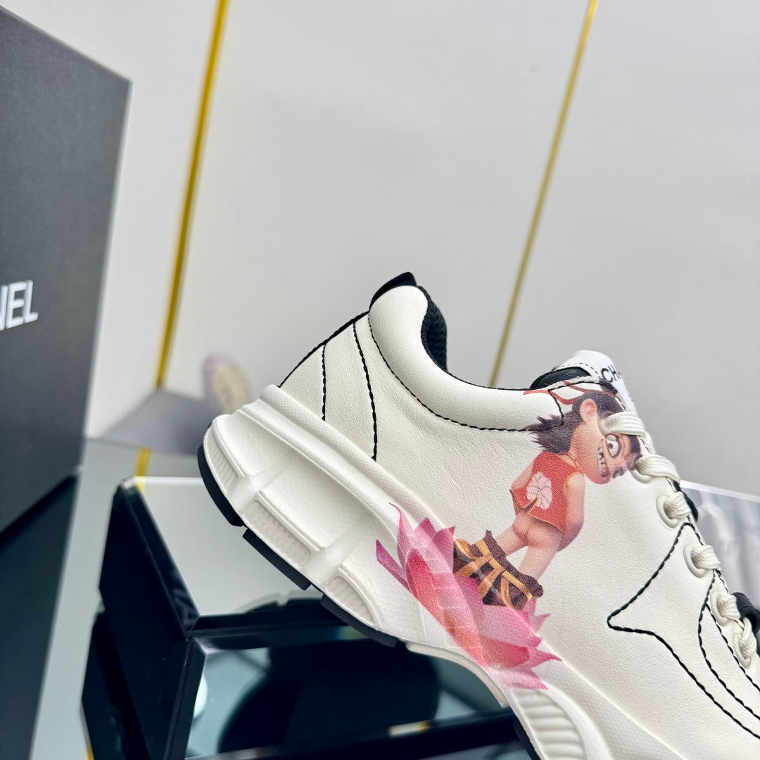 TRAINERS SNEAKER IN WHITE CALFSKIN WITH STICKER 238624