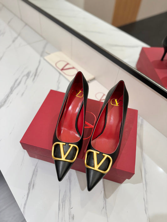 VALENTINO 26S HIGH HEELS 75 MM IN BLACK SMOOTH CALFSKIN WITH GOLD HARDWARE