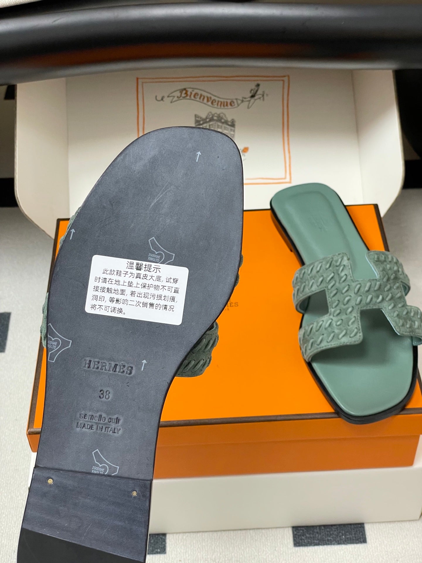 HM 25S ORAN SANDAL IN DUSTY MOSS GREEN SUEDE AND LAMBSKIN