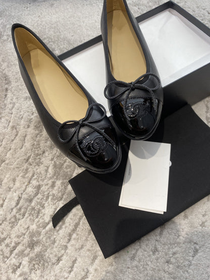BALLET FLATS BLACK BEIGE LAMBSKIN