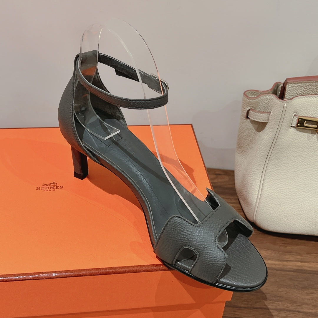PREMIERE 70 SANDAL IN DARK GRAY CALFSKIN