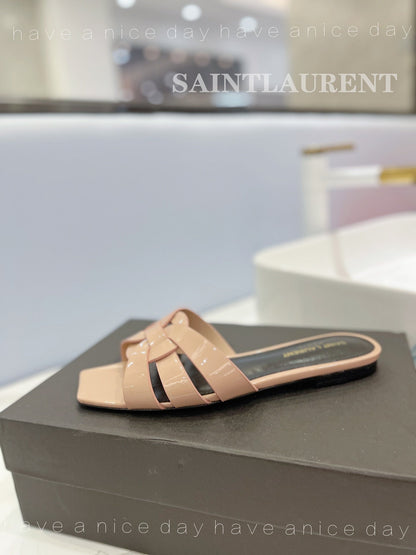 SL TRIBUTE SLIPPERS GLOSSY PINK NUDE CALFSKIN