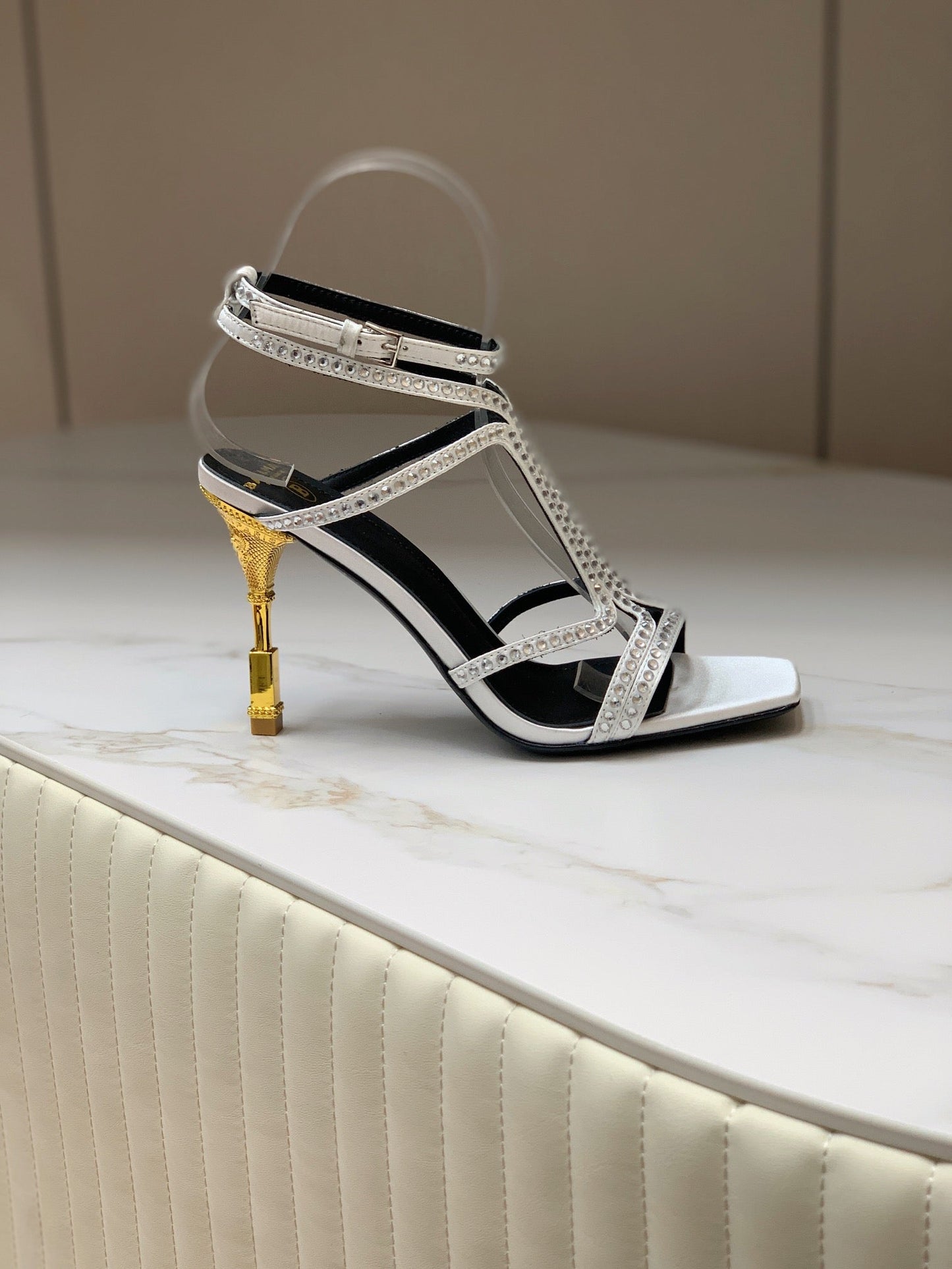 BALMAIN 25S MONETA SANDAL 95MM IN SILVER CALFSKIN WITH CRYSTAL