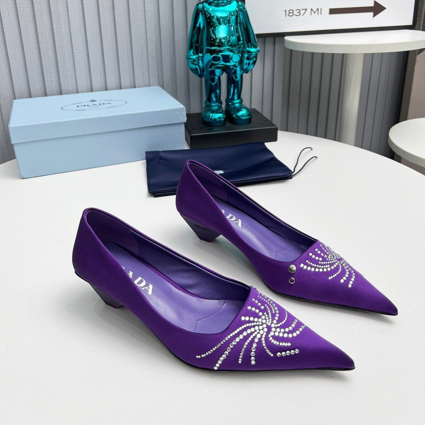 PRADA 26S POINTED TOE PUMPS 40MM IN PURPLE SATIN CRYSTAL EMBELLISHED