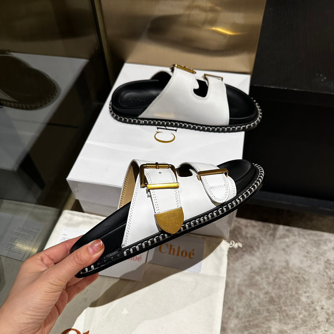 CHLOÉ DAD SANDALS IN WHITE CALFSKIN WITH GOLD HARDWARE