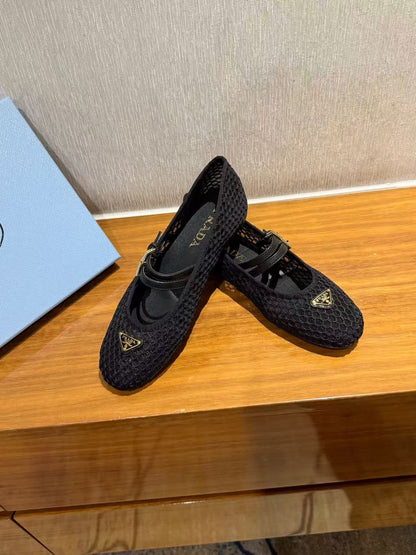 BALLERINAS BALLET FLATS IN BLACK MESH FABRIC