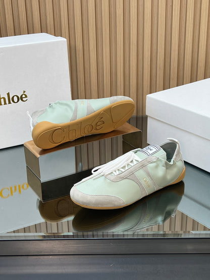 CHLOÉ 26S SNEAKERS IN LIGHT GREEN CALFSKIN AND GREY SUEDE