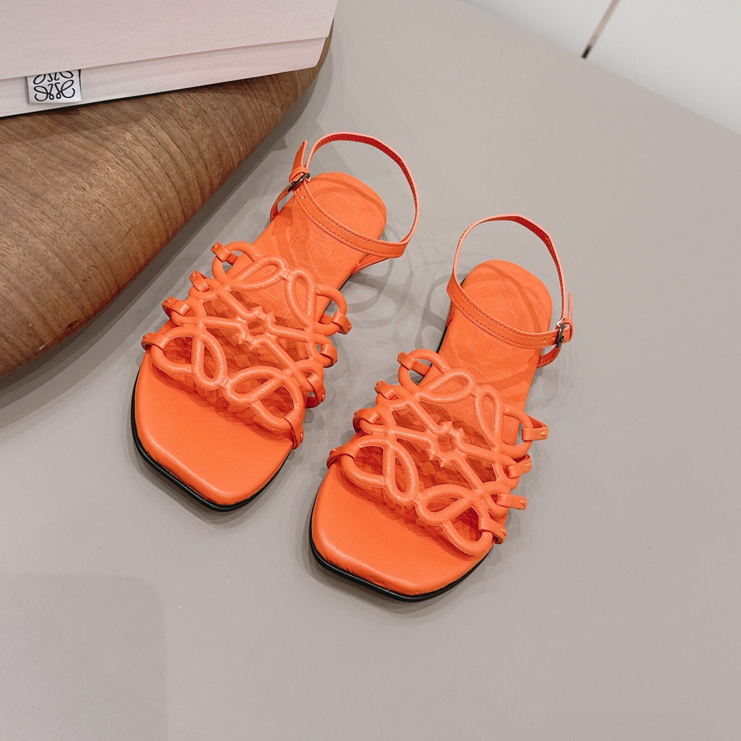 LOEWE 26S SQUARE TOE SANDALS IN ORANGE CALFSKIN LOGO