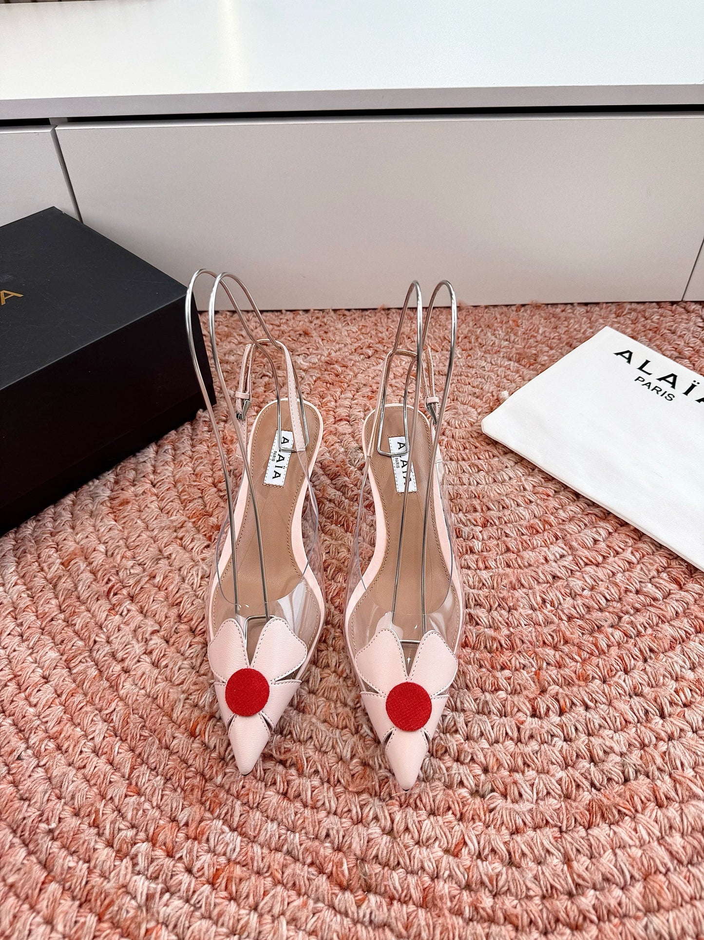 ALAIA 26S SLINGBACK HEELS IN NUDE PINK LAMBSKIN AND TRANSPARENT PVC