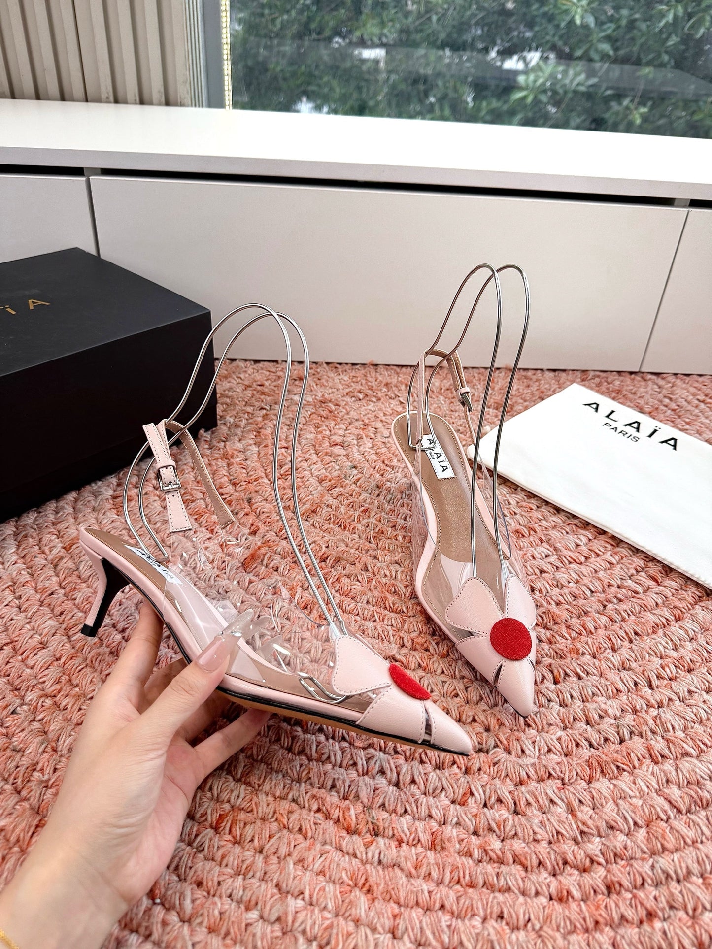 ALAIA 26S SLINGBACK HEELS IN NUDE PINK LAMBSKIN AND TRANSPARENT PVC