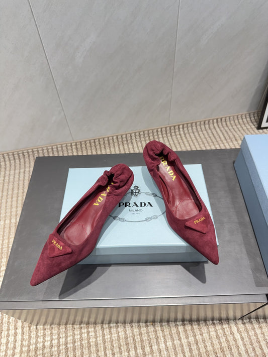PRADA 26S PUMPS 55MM IN DARK RED SUEDE WITH LOGO