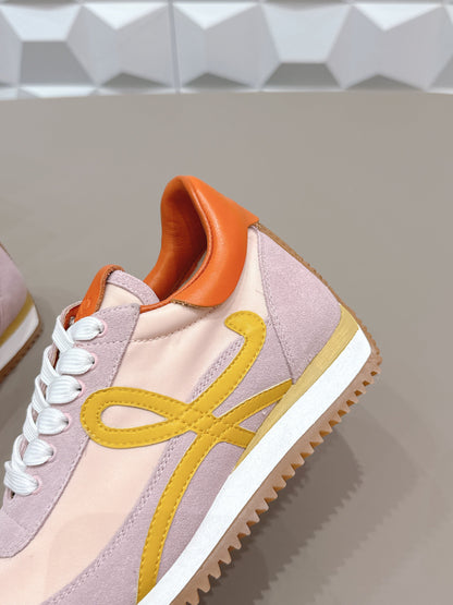 LOEWE 26S FLOW RUNNER SNEAKER IN LIGHT PINK SUEDE AND ORANGE CALFSKIN