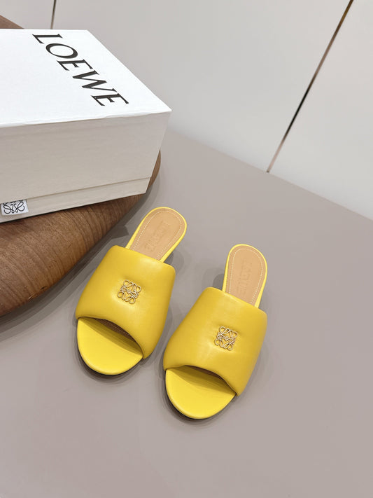 LOEWE 26S MULE HEELS 45MM IN YELLOW LAMBSKIN GOLD HARDWARE