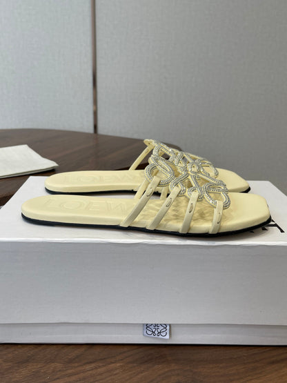 LOEWE 26S FLAT SANDALS IN LIGHT YELLOW CALFSKIN WITH CRYSTALS
