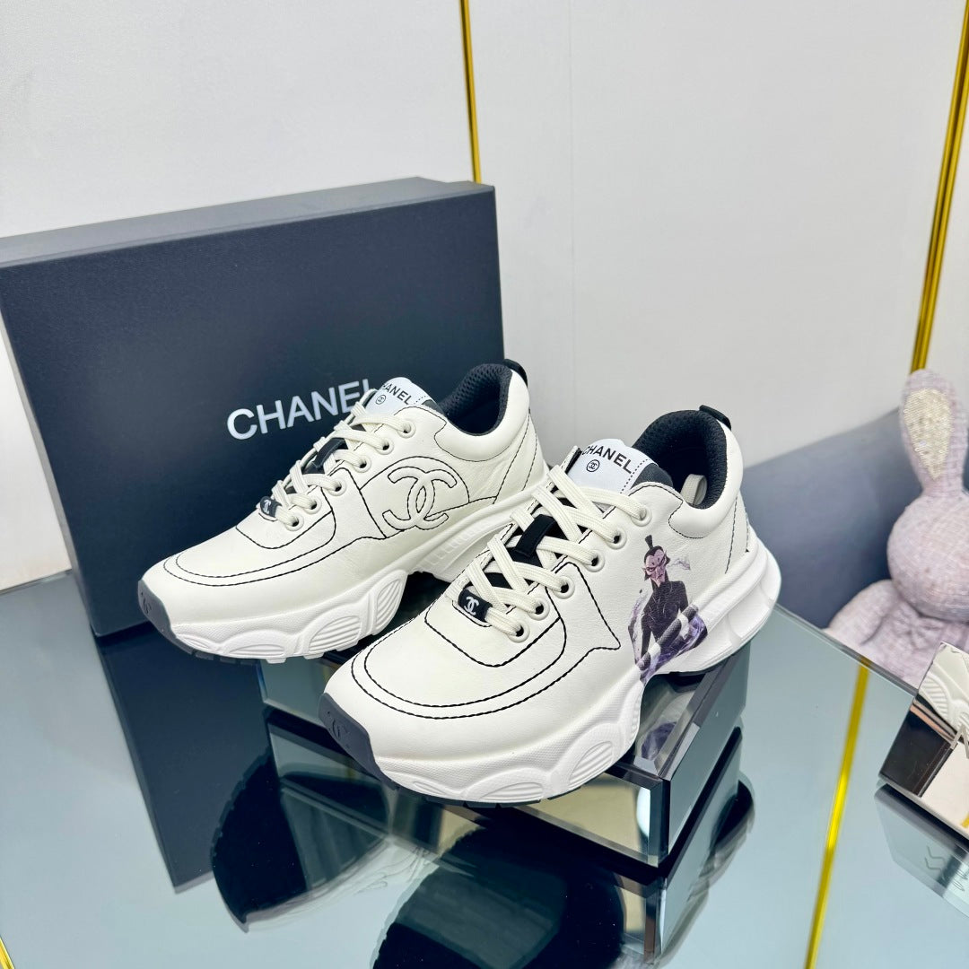 TRAINERS SNEAKER IN WHITE CALFSKIN WITH STICKER 238625