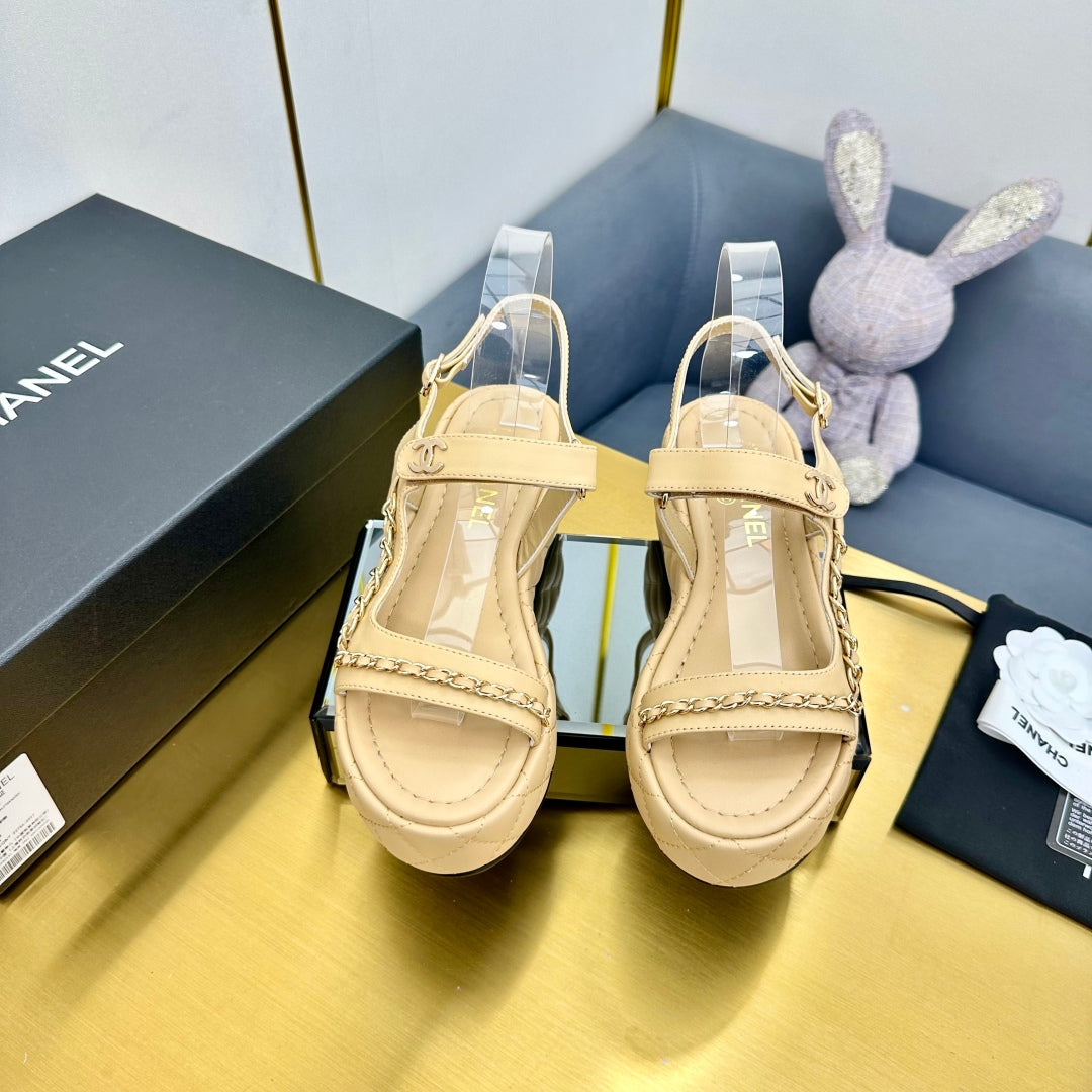 CC WEDGE SANDALS 25S IN BEIGE CALFSKIN WITH GOLD HARDWARE