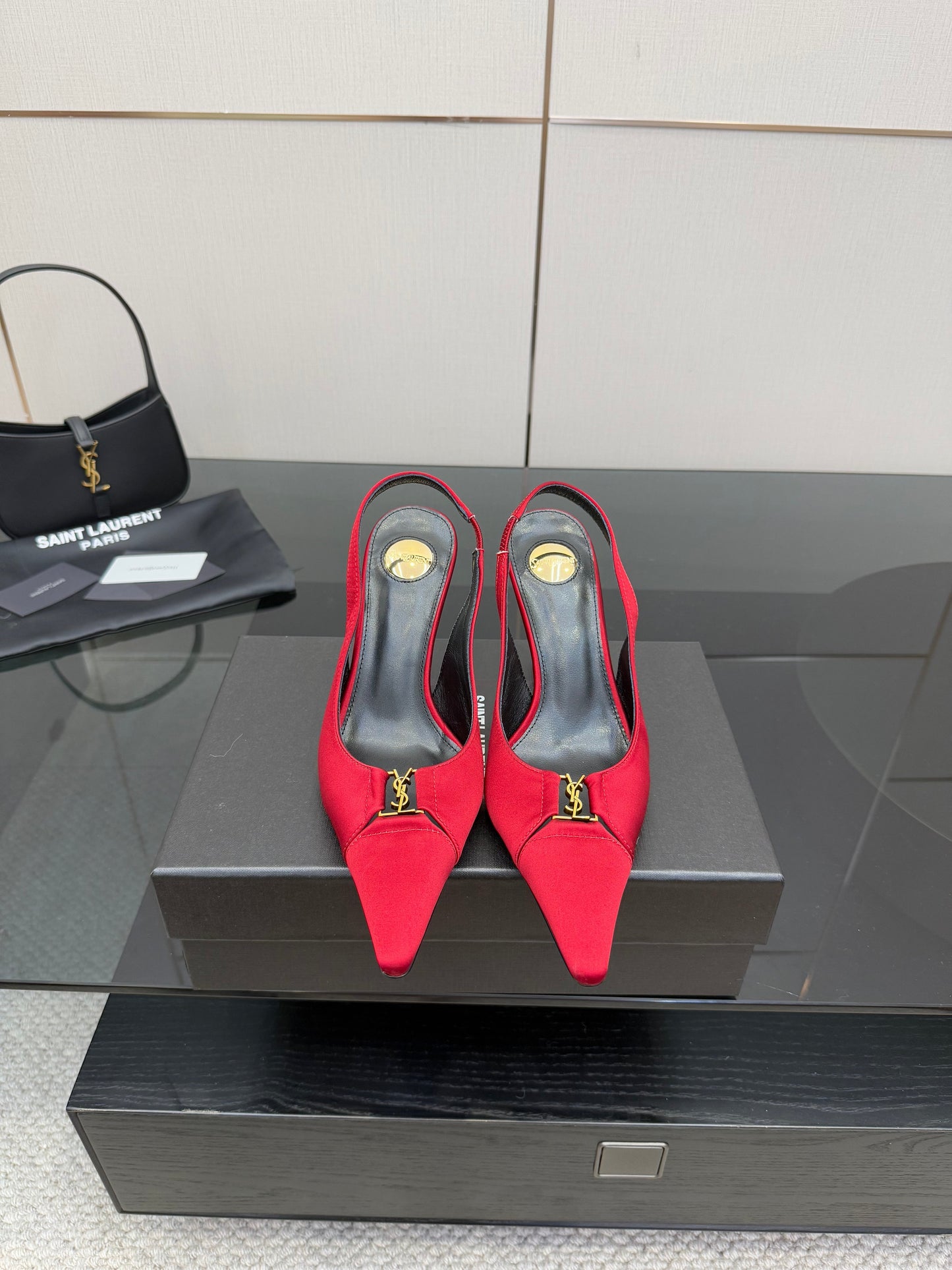 YSL 25S SLINGBACK HIGH HEELS 90 MM IN RED SATIN WITH GOLD HARDWARE STYLE 14