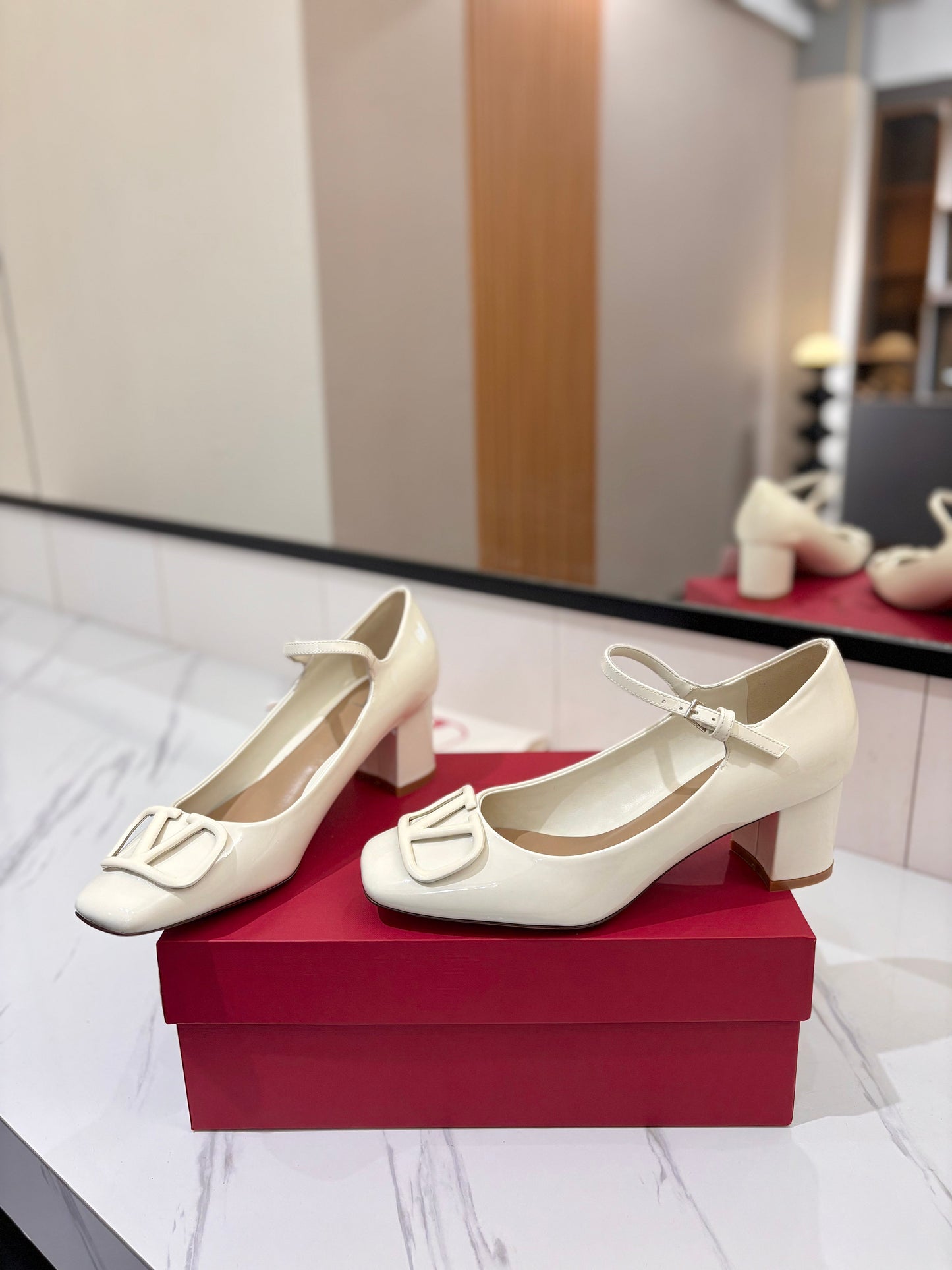 VALENTINO 26S MARY JANE HEELS 60 MM IN WHITE PATENT CALFSKIN