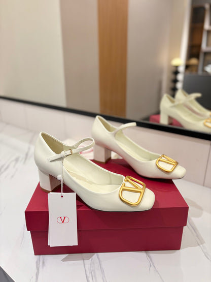 VALENTINO 26S MARY JANE HEELS 60 MM IN WHITE SMOOTH CALFSKIN WITH GOLD HARDWARE
