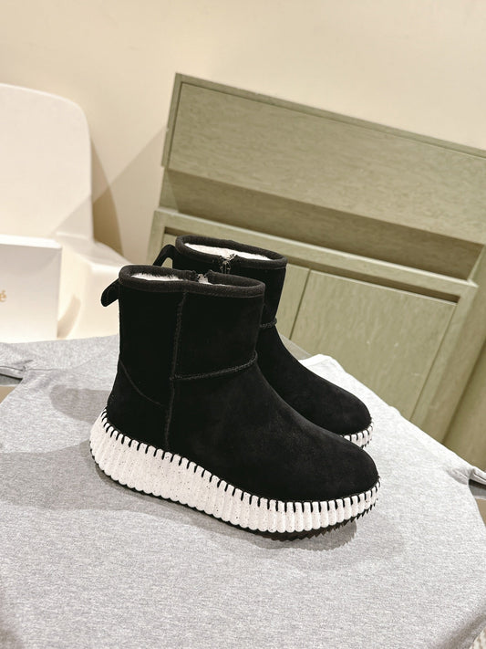 CHLOÉ 26S SHEARLING ANKLE BOOTS IN BLACK SUEDE