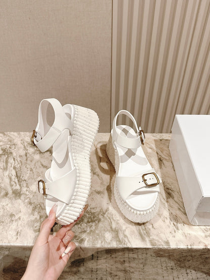 CHLOÉ 26S HIGH-HEELED SANDALS IN WHITE LAMBSKIN WITH GOLD HARDWARE