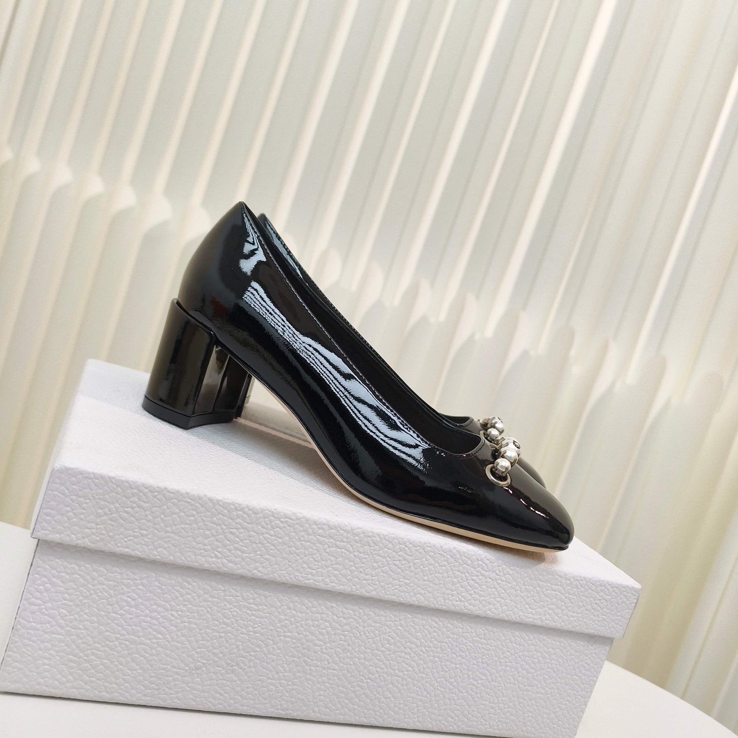 DIOR HIGH HEEL 55 MM 25S IN BLACK LAMBSKIN PEARL DETAILING