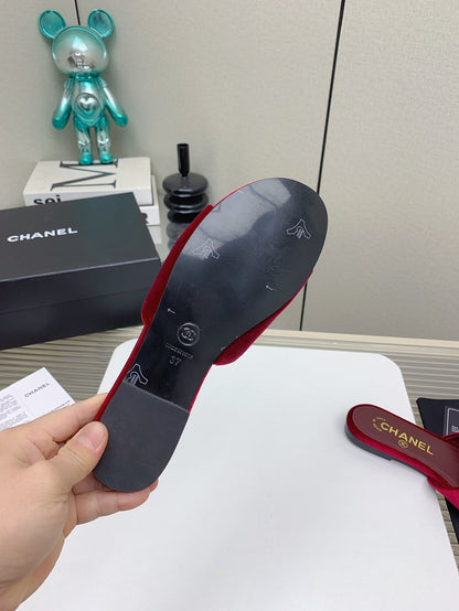 CC Slippers In Dark Red Velvet 148988