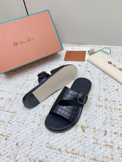SANDALS IN BLACK SNAKE EMBOSSED CALFSKIN