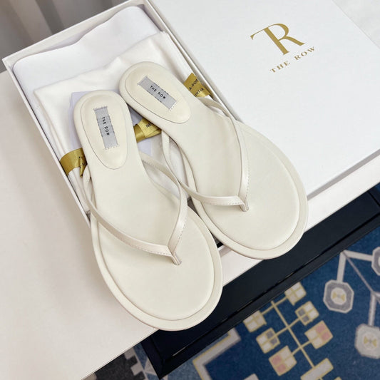 THE ROW 26S THONG SANDALS IN WHITE CALFSKIN
