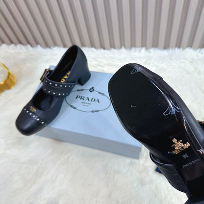 PRADA 26S ROUND TOE MARY JANE 40MM IN BLACK CALFSKIN WITH STUD DETAIL