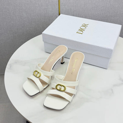 DIOR 26S 30 MONTAIGNE HIGH-HEELED IN WHITE CALFSKIN GOLD HARDWARE