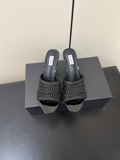 ALAIA HIGH HEEL 25S 70 MM IN BLACK LAMBSKIN WITH WOVEN PATTERN