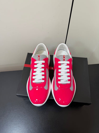PRADA 26S SNEAKERS IN PINK PATENT CALFSKIN AND WHITE MESH