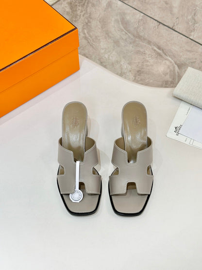 HM 26S HELIA SANDAL 70MM IN TAUPE BEIGE CALFSKIN