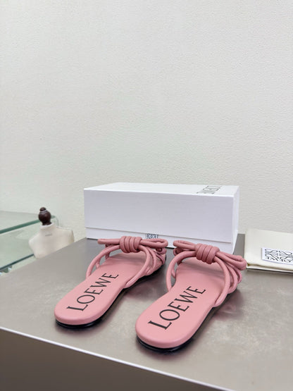 LOEWE 26S FLAMENCO KNOT SANDAL IN PINK CALFSKIN