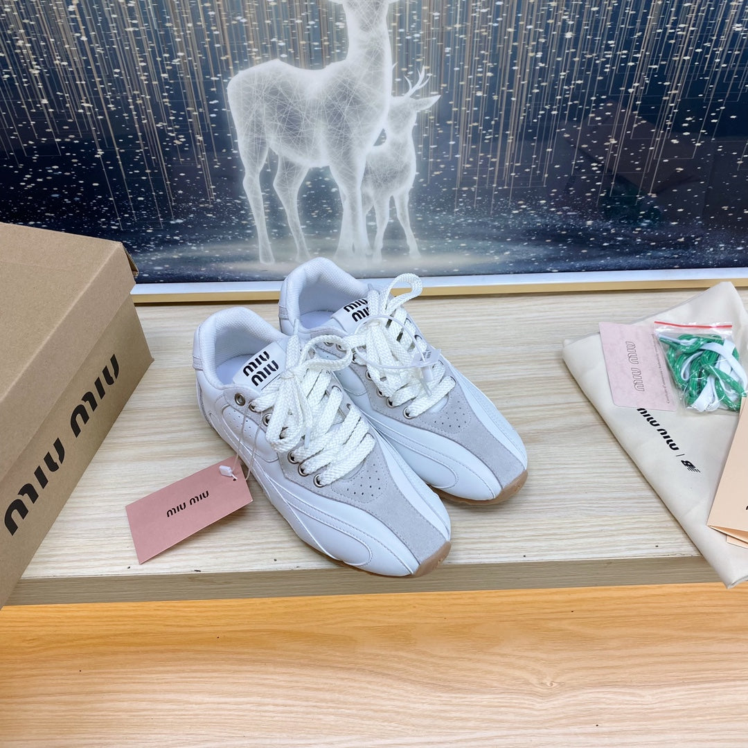 NB White and Gray Sneakers Cowhide