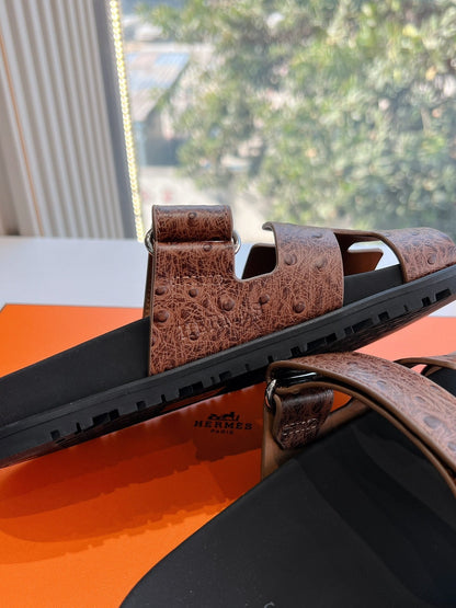 CHYPRE SANDAL IN CHOCOLATE BROWN GRAINED CALFSKIN