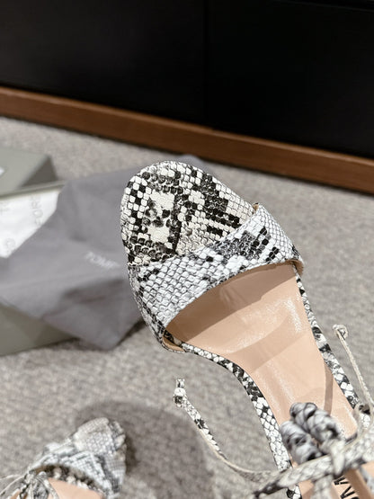 HIGH HEEL 10 CM SANDAL IN BLACK MIX WHITE CALFSKIN 684357