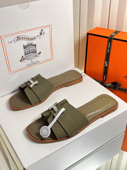 HM 26S ORAN SANDALS IN OLIVE BROWN EPSOM CALFSKIN SILVER HARDWARE