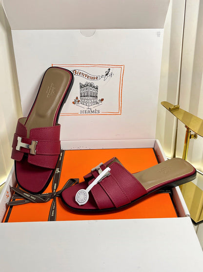 HM 26S ORAN SANDALS IN BURGUNDY RED EPSOM CALFSKIN SILVER HARDWARE