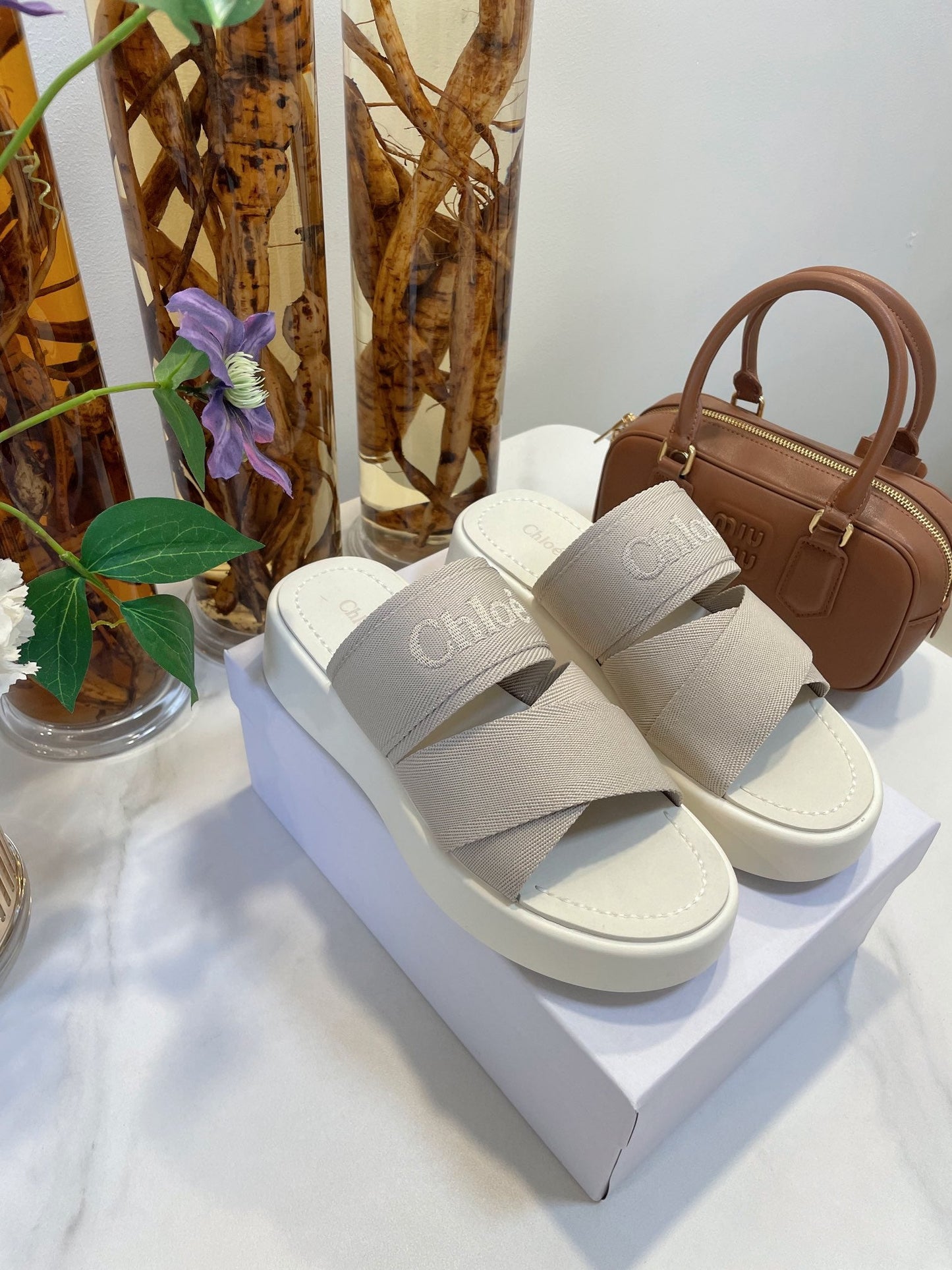 CHLOÉ WOODY WEDGE SANDALS IN DOVE GREY CANVAS WITH WHITE RUBBER SOLE