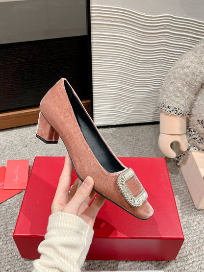 BELLE VIVIER PUMPS IN CANTALOUPE VELVET