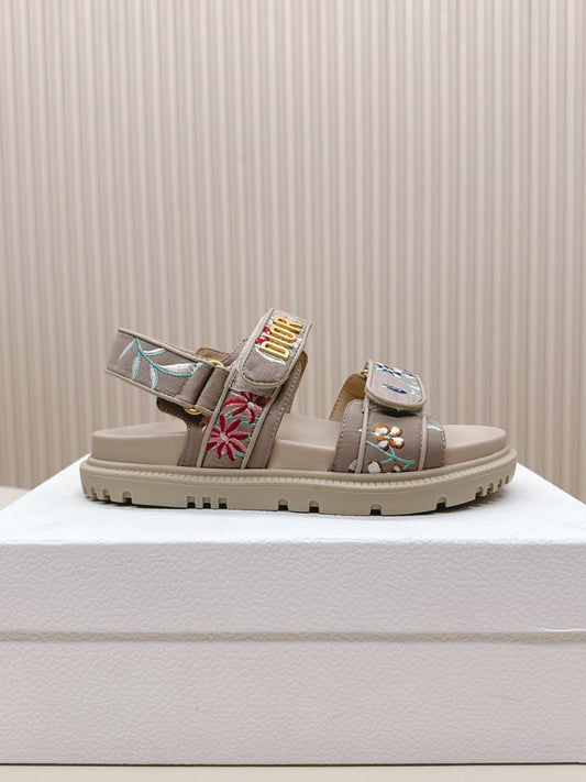 DIOR BACK-STRAP SANDALS 25S IN BEIGE CALFSKIN EMBROIDERED WITH PETITES FLEURS