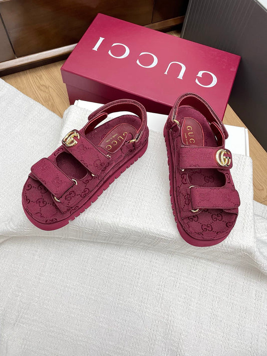 GG CLASSIC SANDALS 25S IN RED FABRIC WITH GOLD HARDWARE