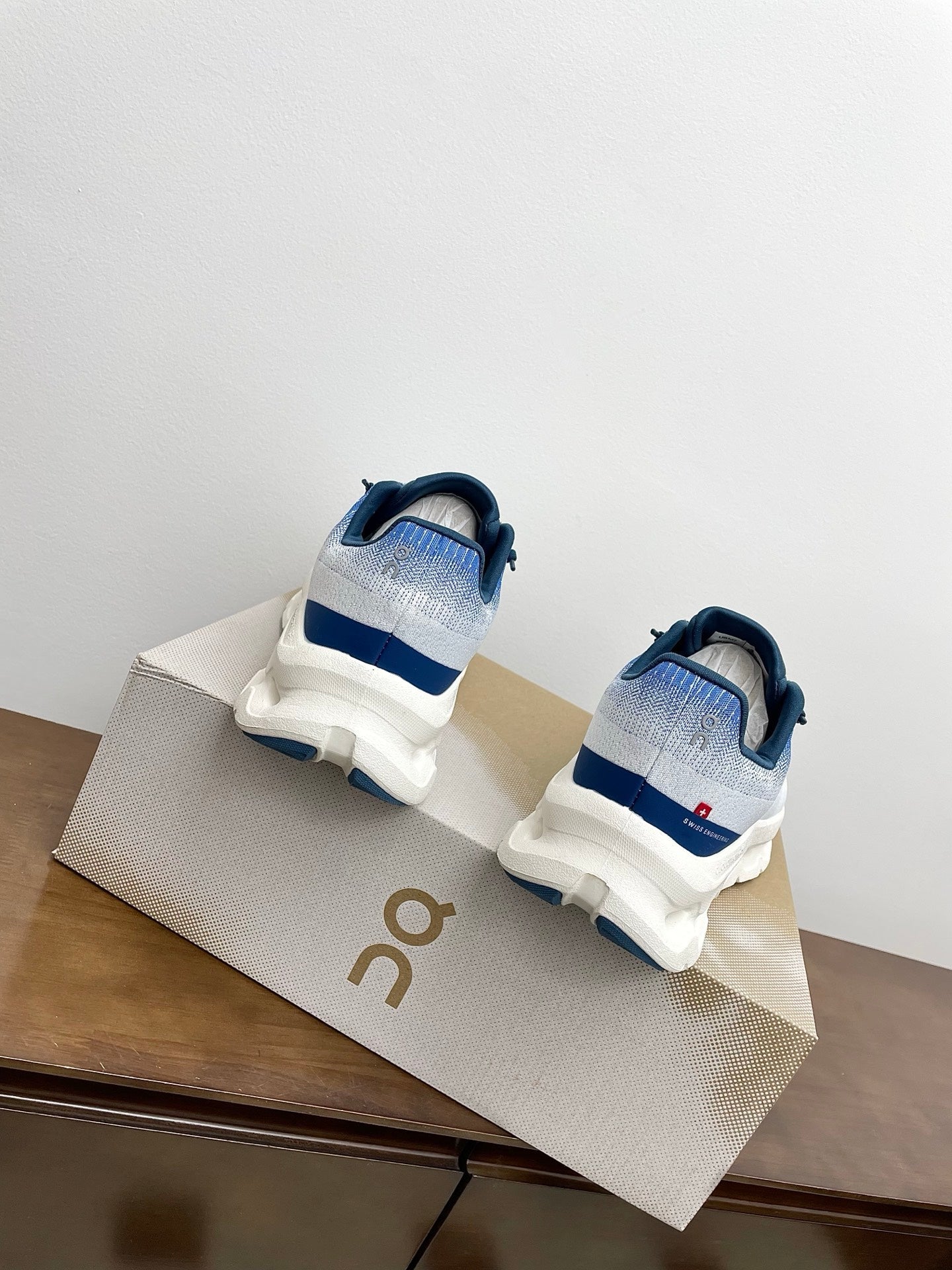 LOEWE 26S CLOUDTILT SNEAKER IN BLUE IVORY RECYCLED POLYESTER