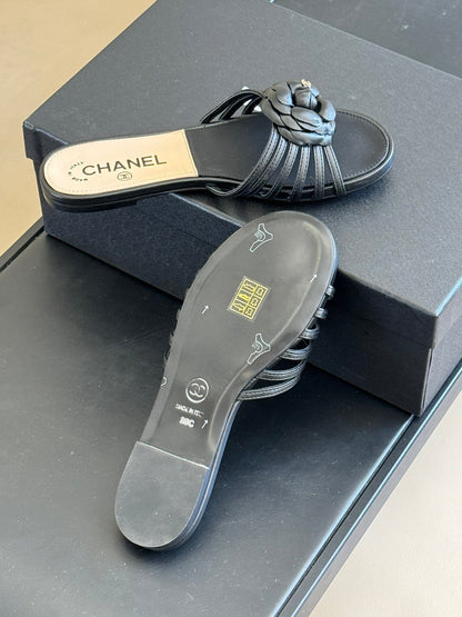 mule sandal flower black beige lambskin