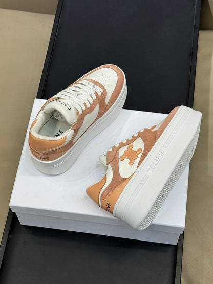 CELINE 26S WEDGE SNEAKERS IN WHITE CALFSKIN AND CARAMEL SUEDE