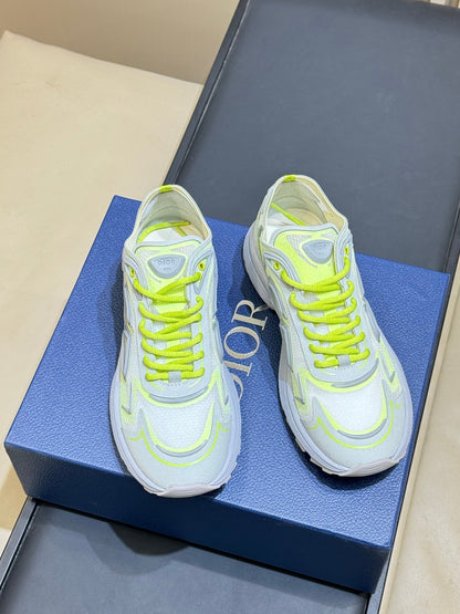 DIOR 26S B30 COUNTDOWN TECH SNEAKER IN GRAY AND GREEN TECHNICAL FABRIC AND SUEDE